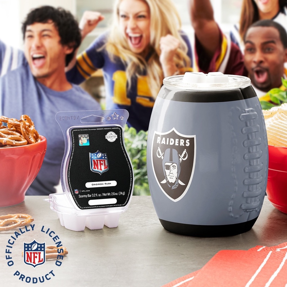 Scentsy NFL Raiders Light Up Black and Grey Full Size Wax Warmer w/ Glass Tray